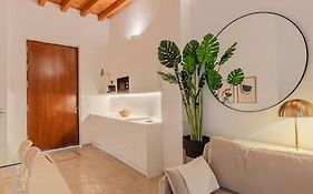 Isg Apartments Puerta Jerez Sevilla 01
